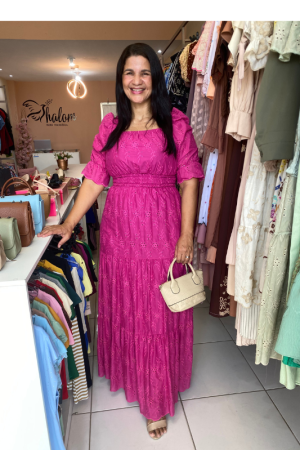 VESTIDO LONGO EM CAMBRAI